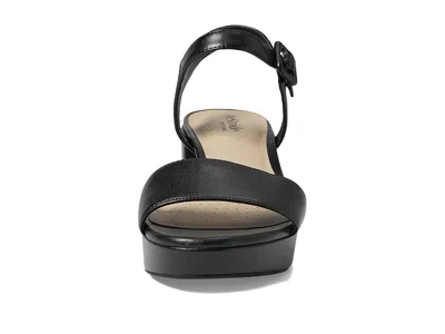 Lifestride Rhythmn Platform Sandal In Black