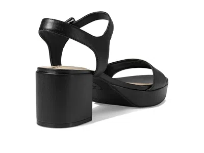 Lifestride Rhythmn Platform Sandal In Black