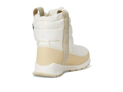 The North Face Quilted Pull-on Boots In White
