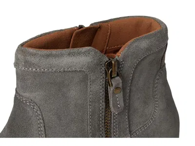 Cobb Hill Novela In Multi