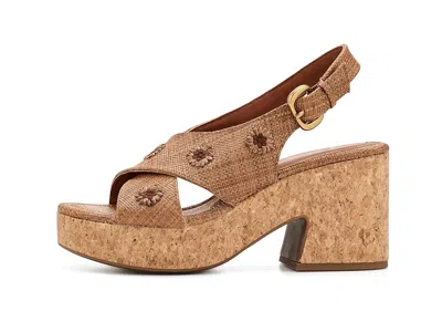 Sam & Libby Hanfleur In Brown