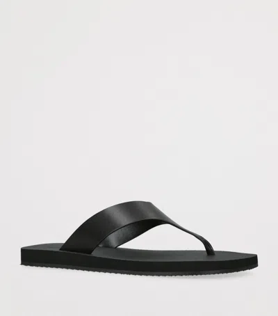 The Row Dune Classic Ginza Leather Flip Flops In Black