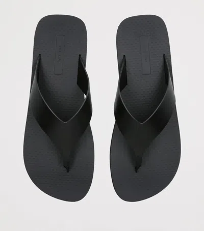 The Row Dune Classic Ginza Leather Flip Flops In Black