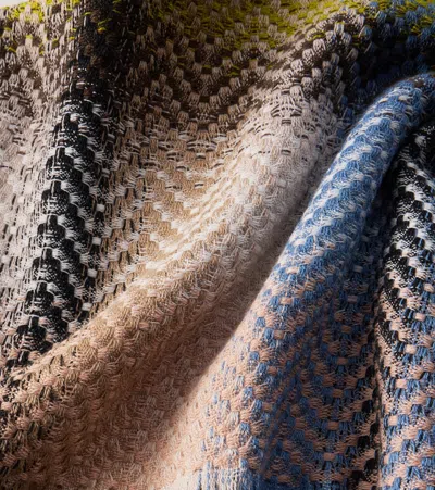 Missoni Zig Zag Wool-blend Throw In Neutral