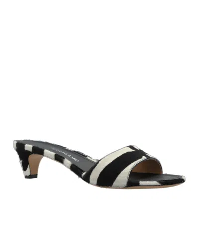 Ferragamo Sandals Open Toe Textured Finish Zebra Pattern In Black