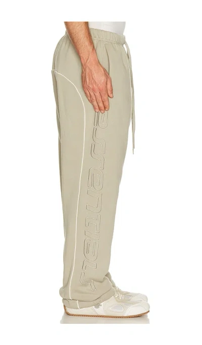 Essentials Active Trace Relaxed Sweatpant In Gray