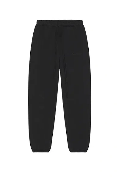 Essentials Classic Sweatpant In Black