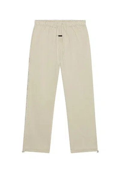 Essentials Active Trace Relaxed Sweatpant In Gray