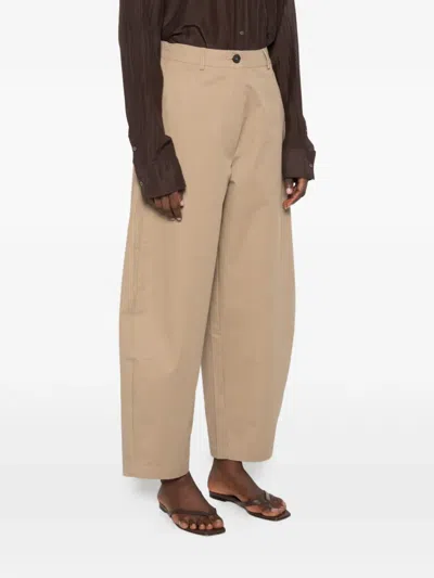 Cordera Buttoned Trousers In Brown