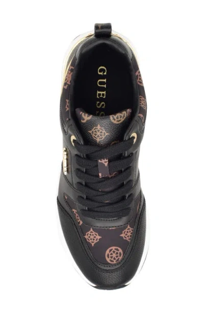 Guess Kadlin Sneaker In Multi