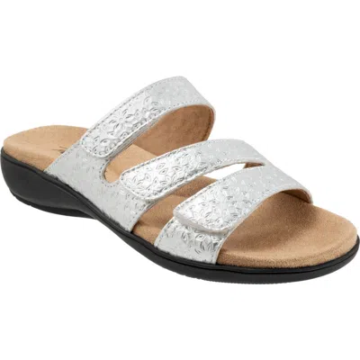 Trotters Rose Tool Slide Sandal In Silver