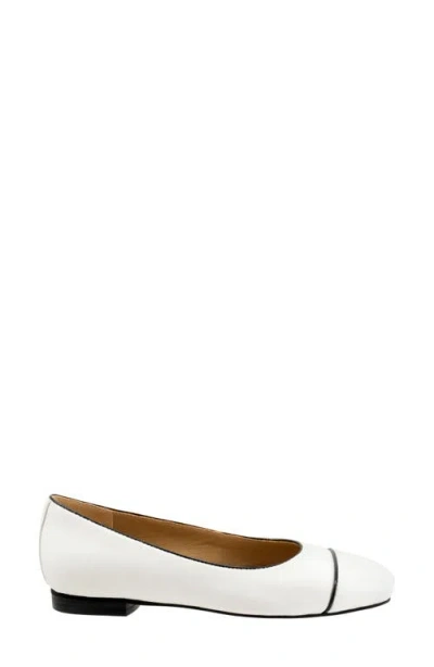 Trotters Harbor Cap Toe Flat In White