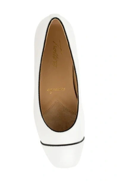 Trotters Harbor Cap Toe Flat In White