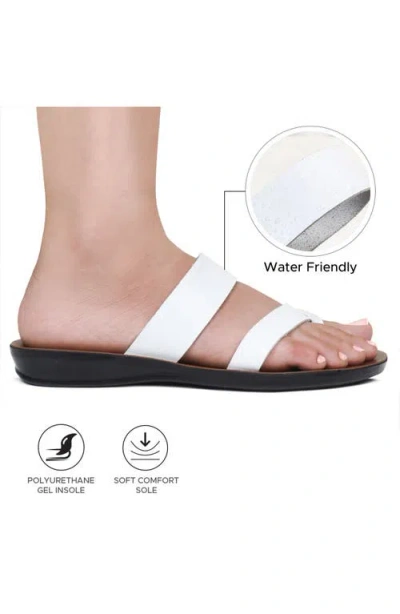 Aerosoft Ella Comfort Flat In White