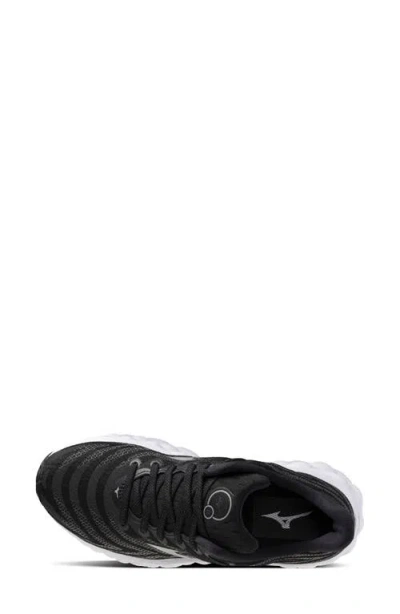 Mizuno Wave Sky 8 Running Shoe In Black