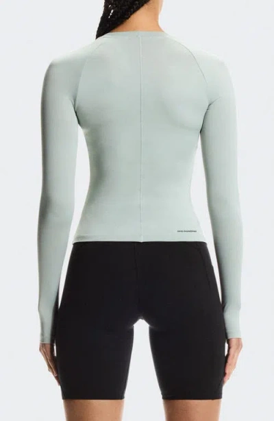 On Studio Lg Sleeve T-shirt In Green