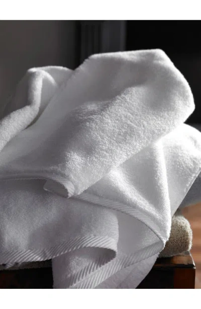 Matouk Milagro Bath Sheet In Green