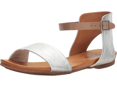 Miz Mooz Alanis In Multi