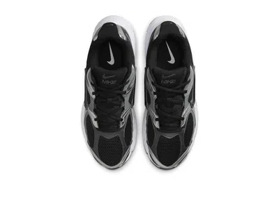 Nike Black V5 Rnr Sneakers In Multi