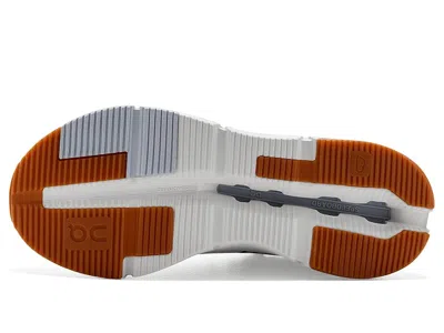 On Cloudnova Form 2 In White