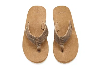 Sanuk Hideout In Multi