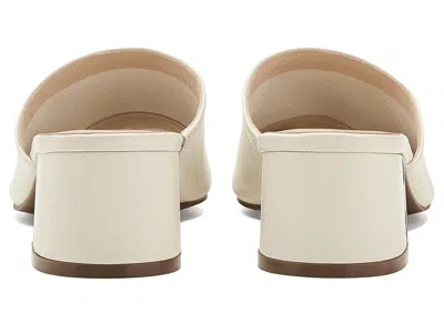 Vaneli Cruz In Multi