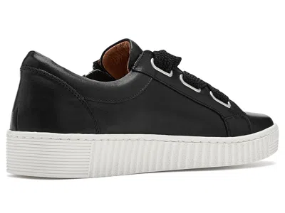 Eos Jovi In Black