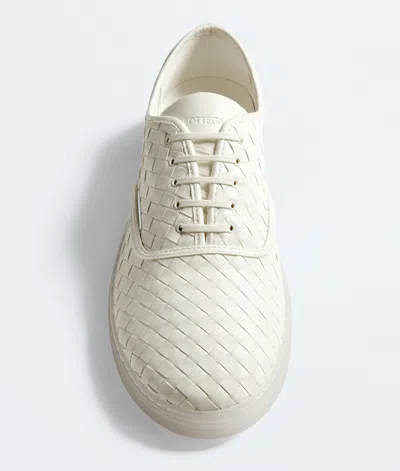 Bottega Veneta White Intrecciato Nappa Leather Serena Sneakers In Neutral