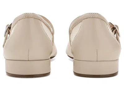 Vaneli Tobie In White