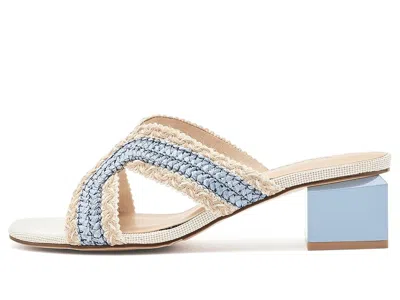 Vaneli Cyndia In Blue