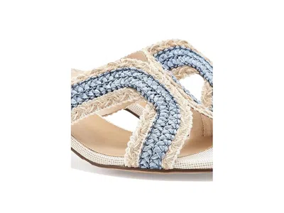 Vaneli Cyndia In Blue