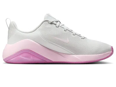 Nike Bella 7 In White