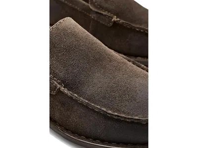 Born Roger In Brown