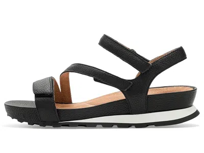 Jambu Liza In Black