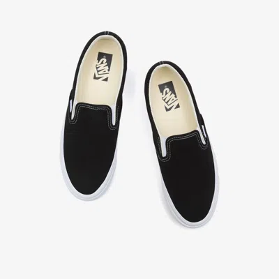 Vans Satin Reissue 98 Slip On Sneakers With Contrasting Sole In Black