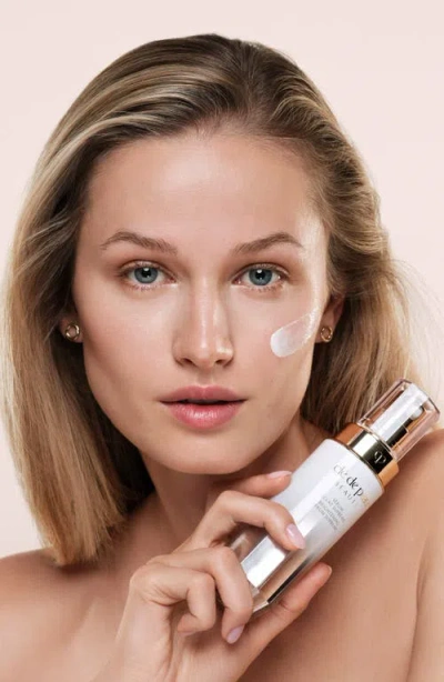 Clé De Peau Beauté Cle De Peau Beaute Brightening Serum Supreme 1.3 Oz. In Transparent