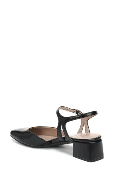 Naturalizer Hattie Pump In Black