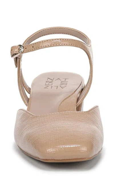Naturalizer Hattie Pump In Neutral