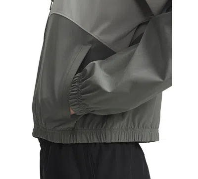 Under Armour Rival Woven Jacket In Gray