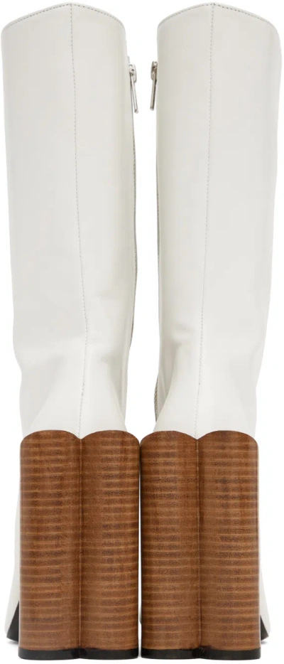 Pushbutton Heart Pointed Boots In White