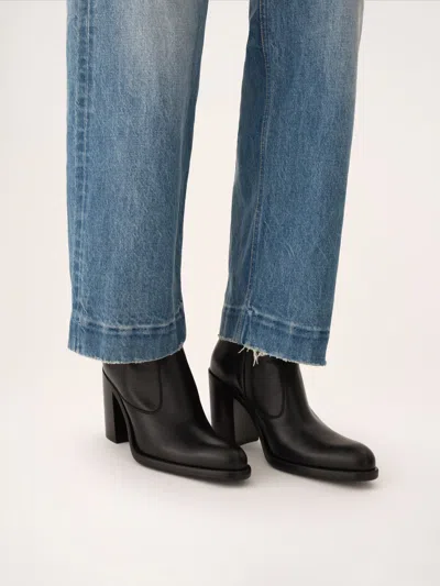 Chloé Phoenix Ankle Boots In Black