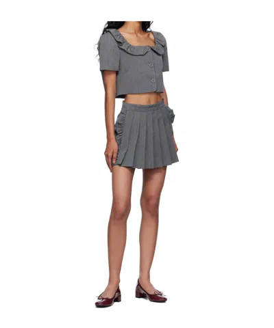 Pushbutton Pleated Apron Shorts In Gray