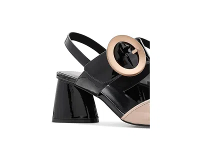 Vaneli Valcia In Black