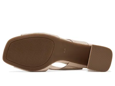 Vaneli Daffy In Neutral