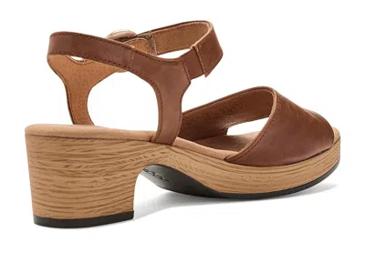 Gabor 82.071 In Brown