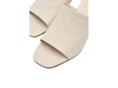 Calvin Klein Chaney In White