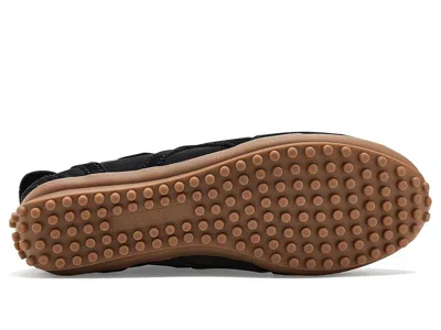 J/slides Emily In Black