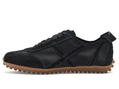 J/slides Emily In Black