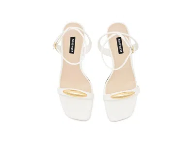 Nine West Props In White