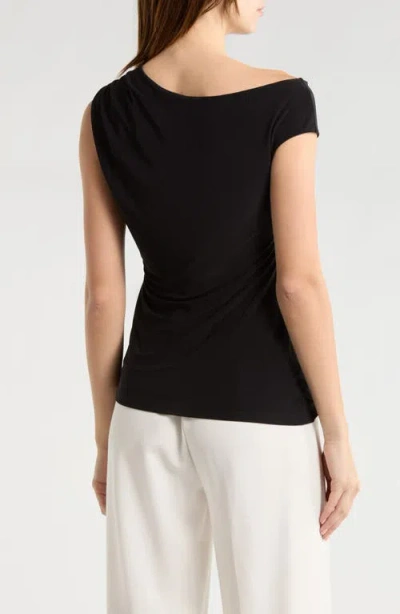 Leith Asymmetric One-shoulder Top In Black